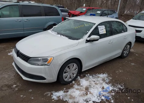 2014 Volkswagen Jetta 1.8T Se from USA, damaged, VIN 3VWD17AJ3EM265236
